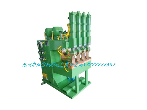 現(xiàn)代藝術(shù)崗?fù)? title=