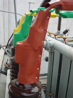 停車場(chǎng)混凝土密封固化劑地坪